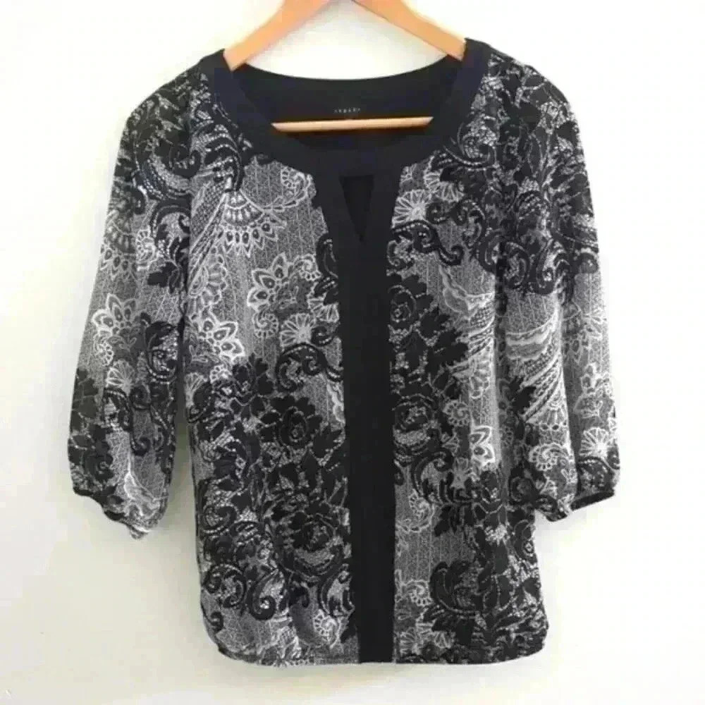 ISPIRI |  Women's White/Black Abstract Floral 3/4 Length Sleeve Top
